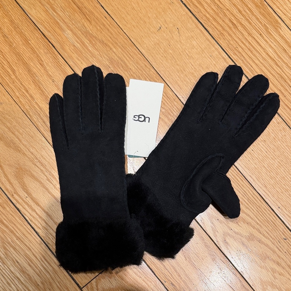 UGG Black Suede Gloves with Plush Fur Cuff